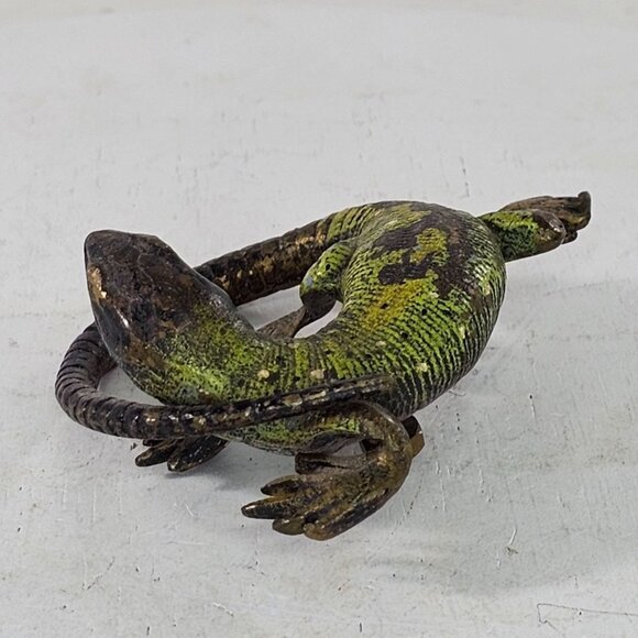 Vienna Bronze Lizard Figurine With Screws Cold Painted Green Vintage 2.5 Inches - Picture 4 of 12